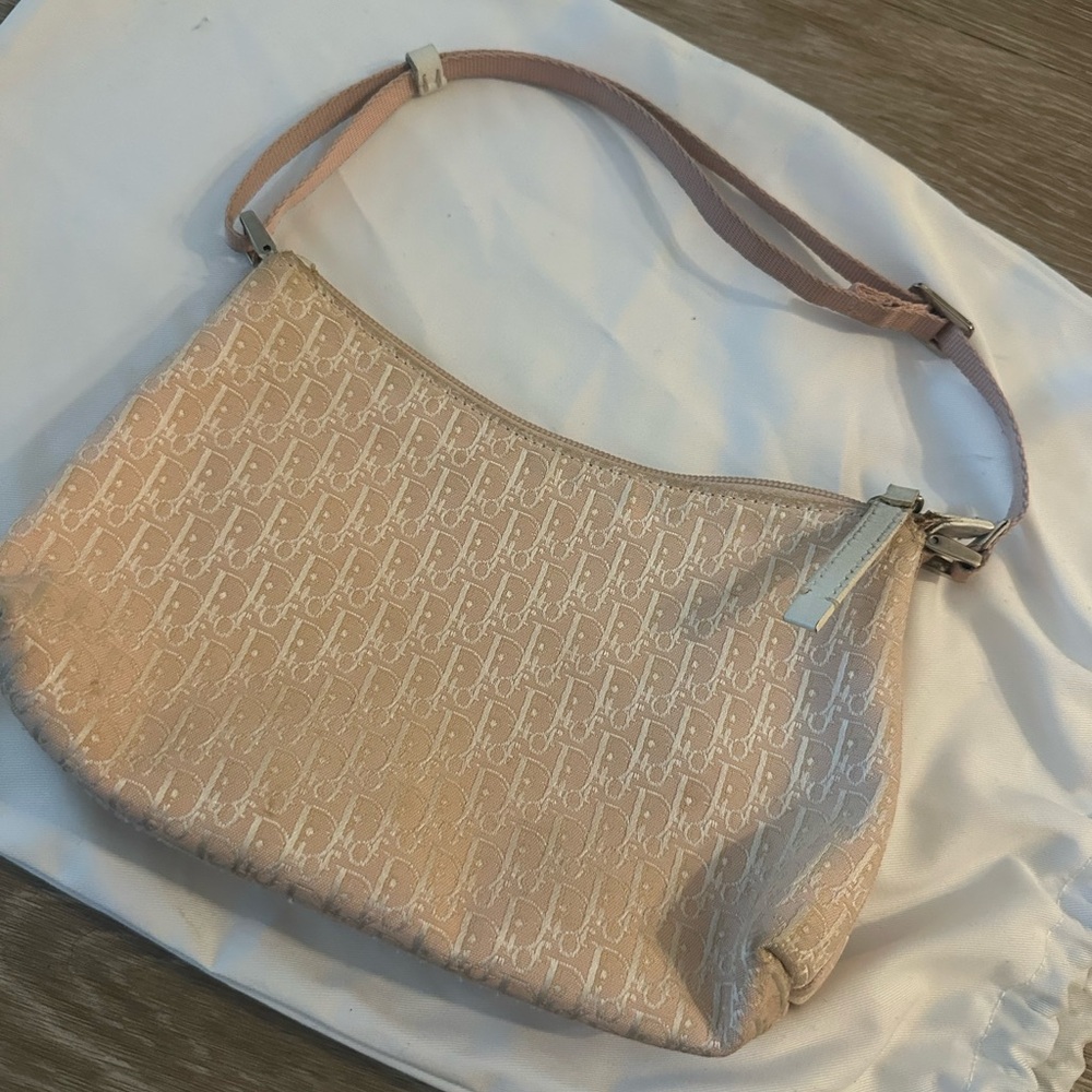authentic pink vintage dior bag.